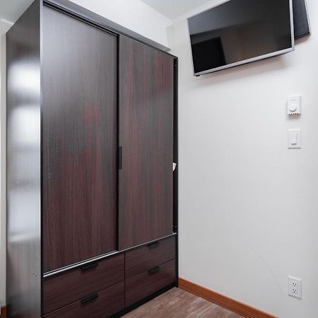 Carleton Lodge By Outpost Whistler Extérieur photo